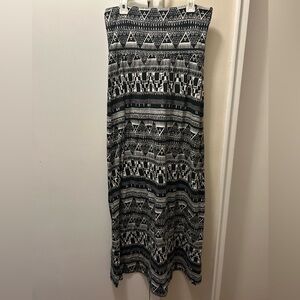 Black and White Geometric Maxi Skirt